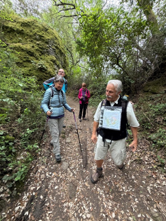Notre guide , avec sa carte